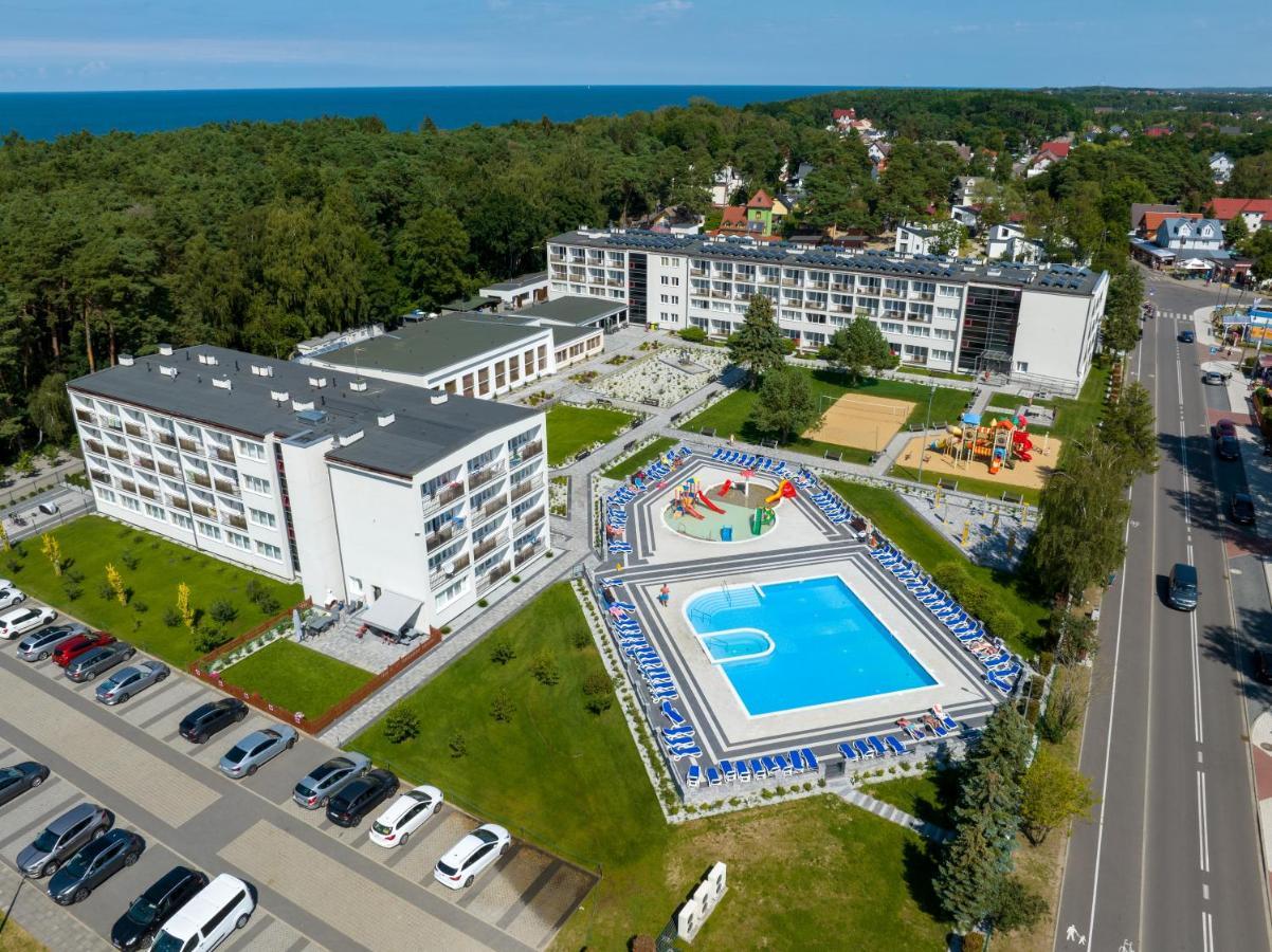 Zem-Tourist Otel Pustkowo Dış mekan fotoğraf
