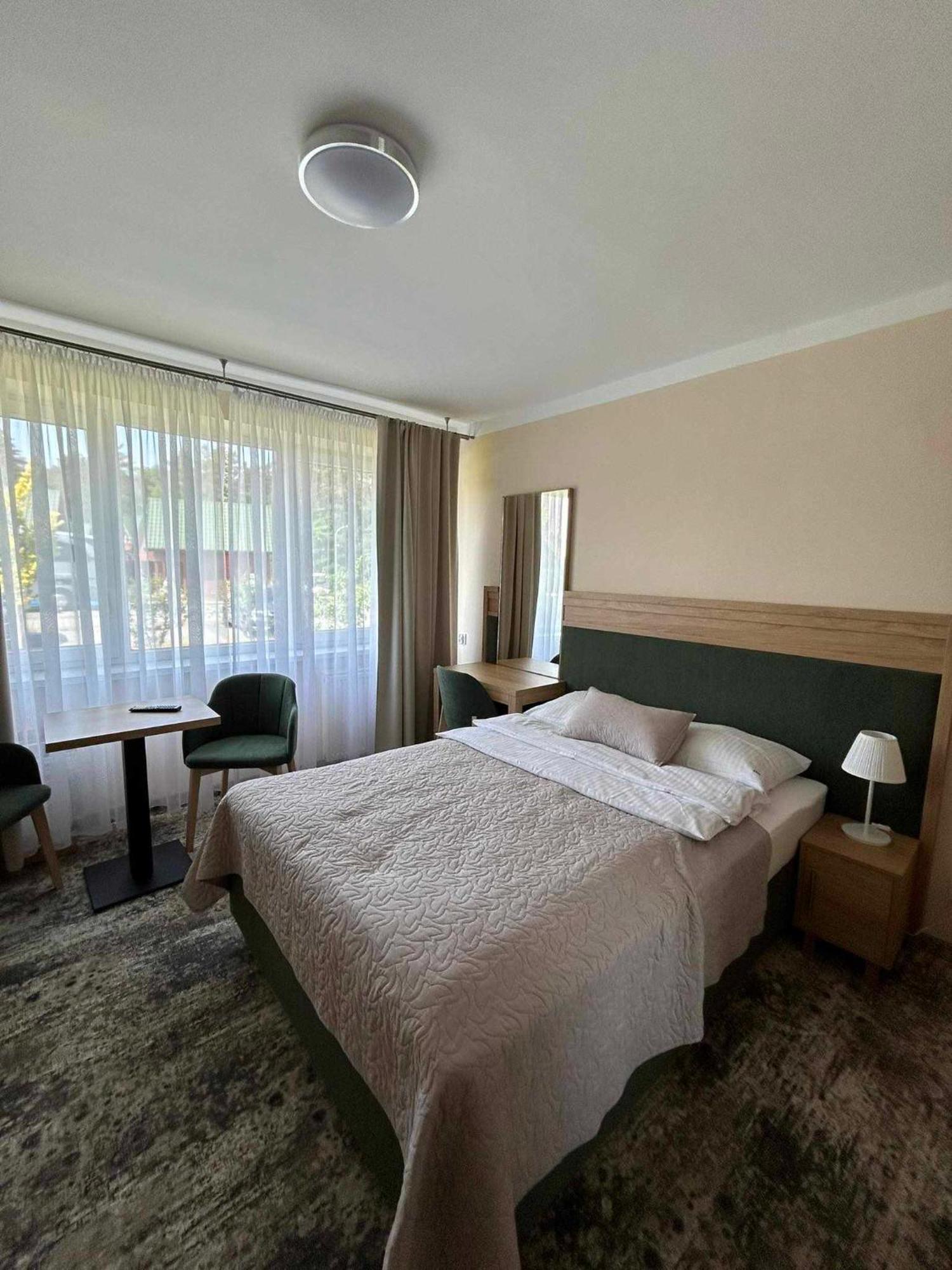 Zem-Tourist Otel Pustkowo Dış mekan fotoğraf